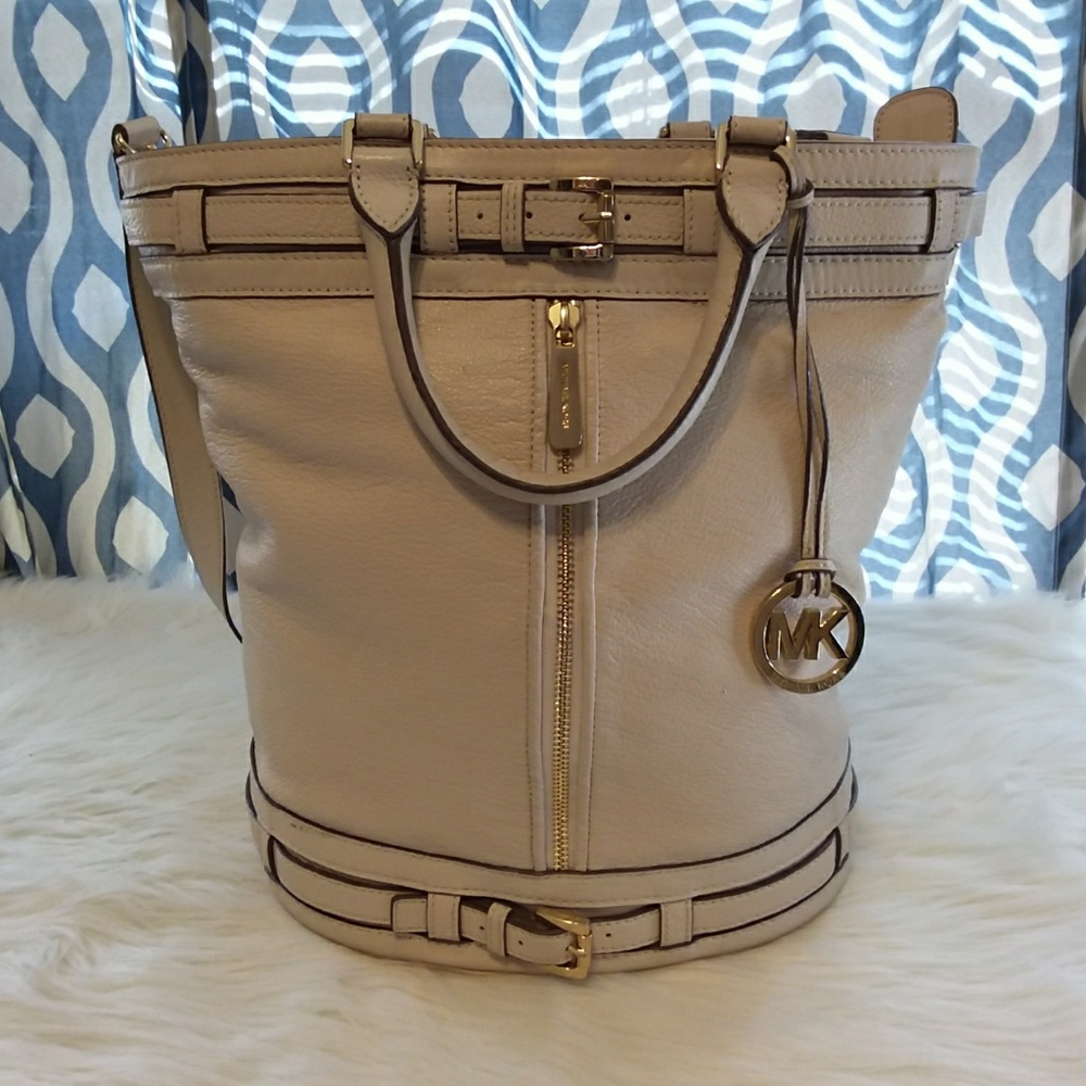 Michael Kors Purse/Bag